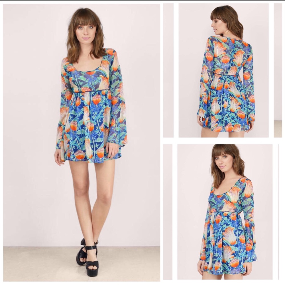 TOBI Floral Print Boho Bell Sleeve Flowy Dress - S